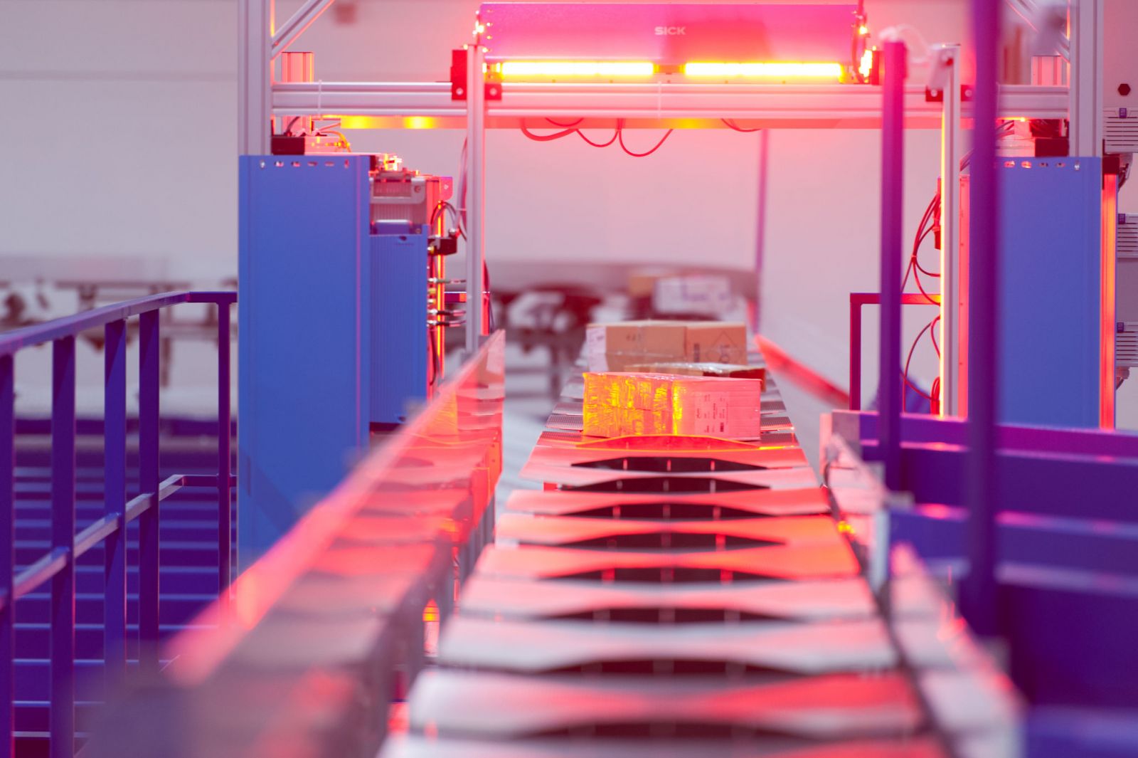 Automatické balíkové triediace linky pre Slovenskú poštu